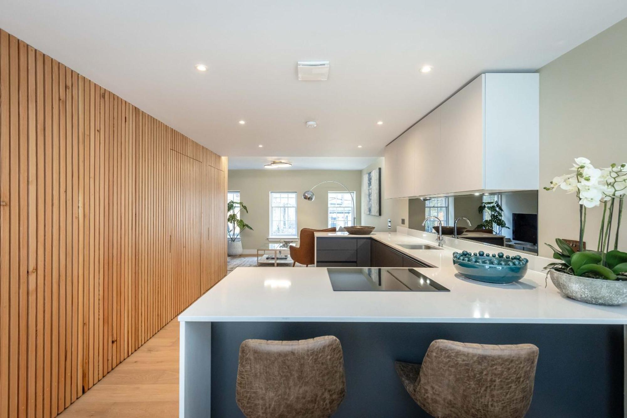 Dragon Suites - City Centre 2 Bed Luxury Mews House Эдинбург Экстерьер фото