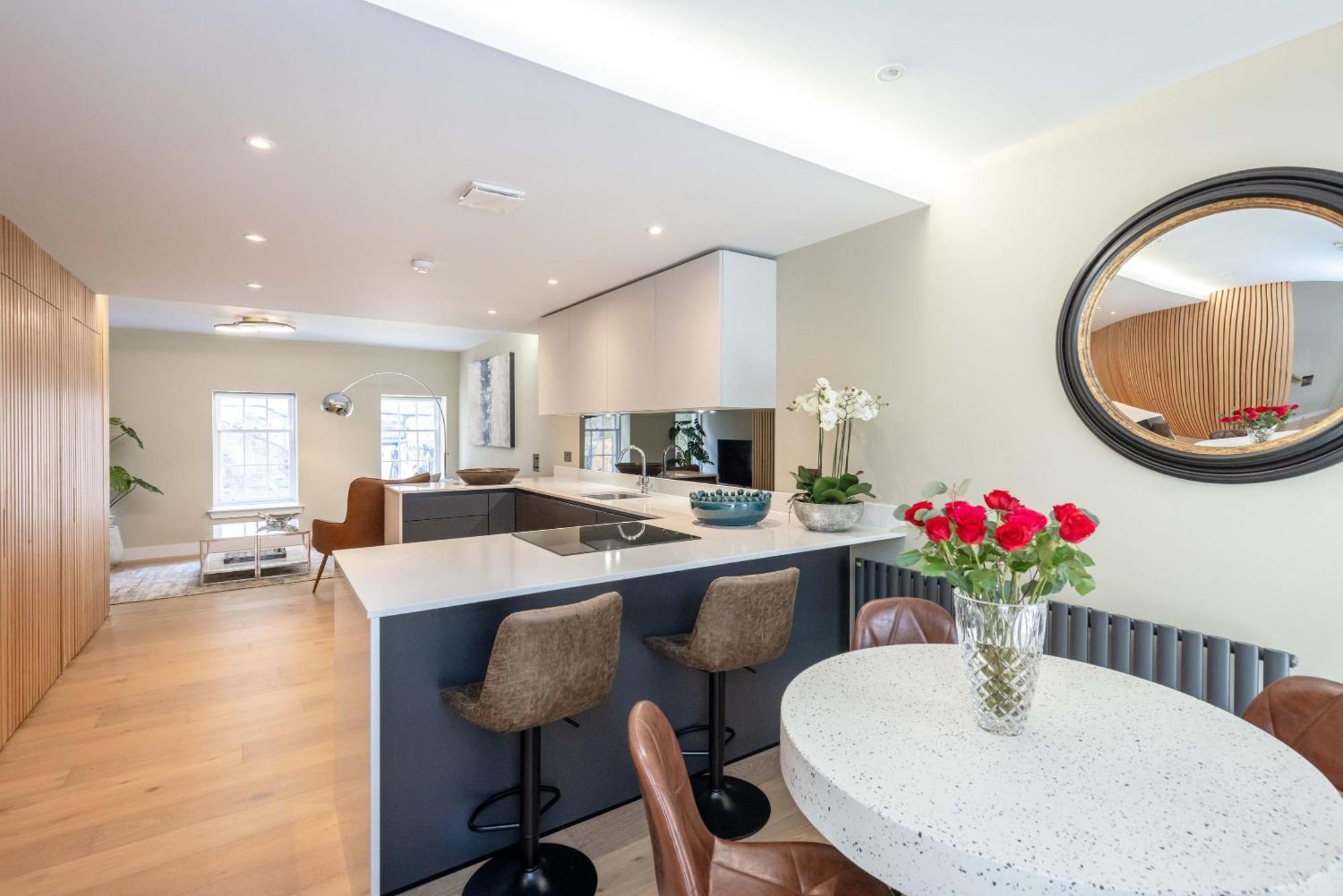 Dragon Suites - City Centre 2 Bed Luxury Mews House Эдинбург Экстерьер фото